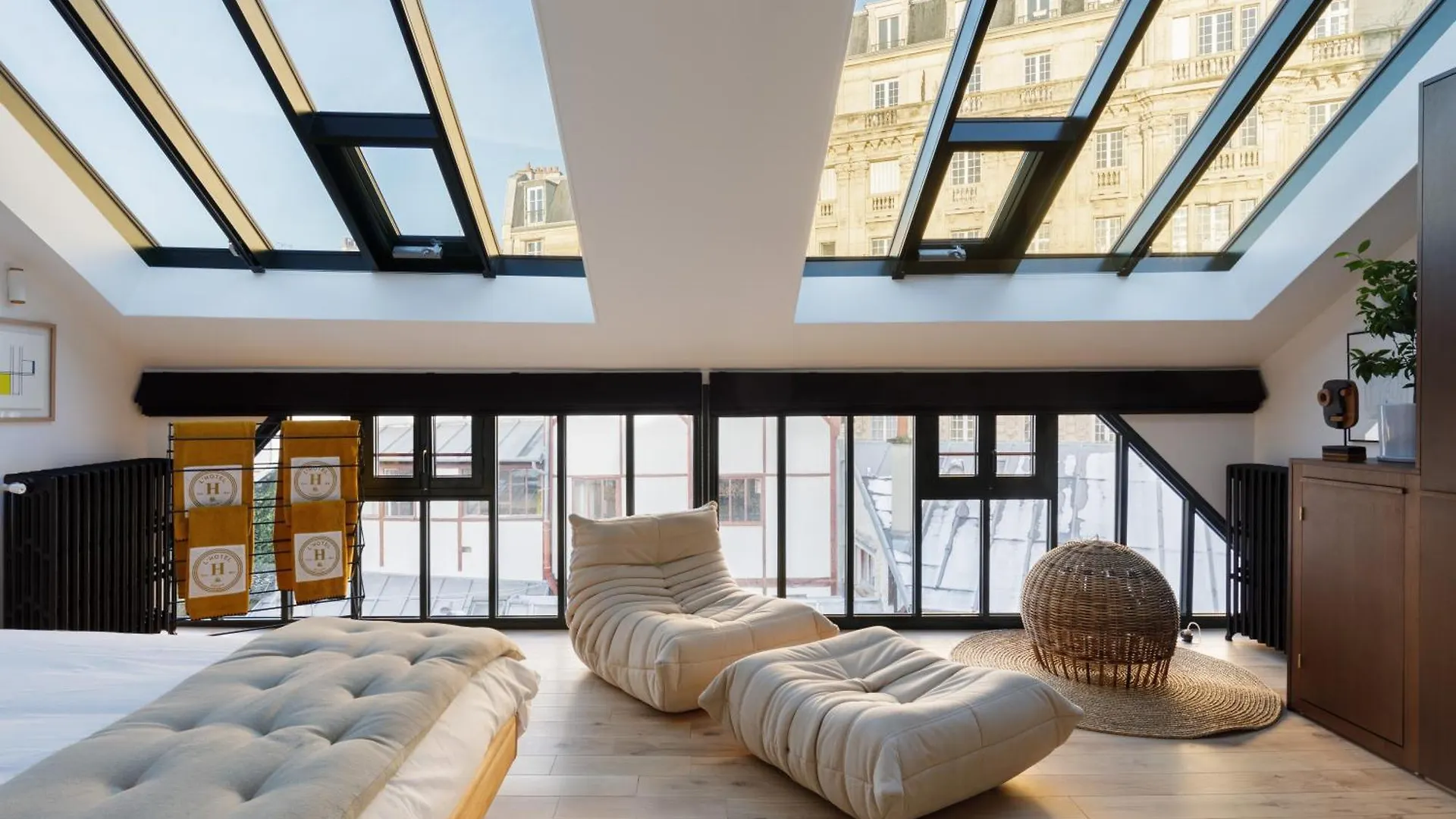 New : Atelier Artiste Montmartre Apartment Paris France