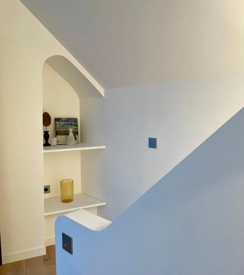Апартаменты New : Atelier Artiste Montmartre Париж